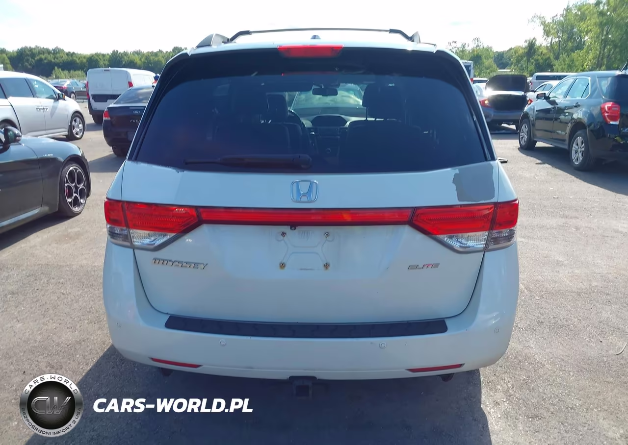 2015 Honda Odyssey Touring-Touring Elite VIN:5FNRL5H99FB032504 - 16