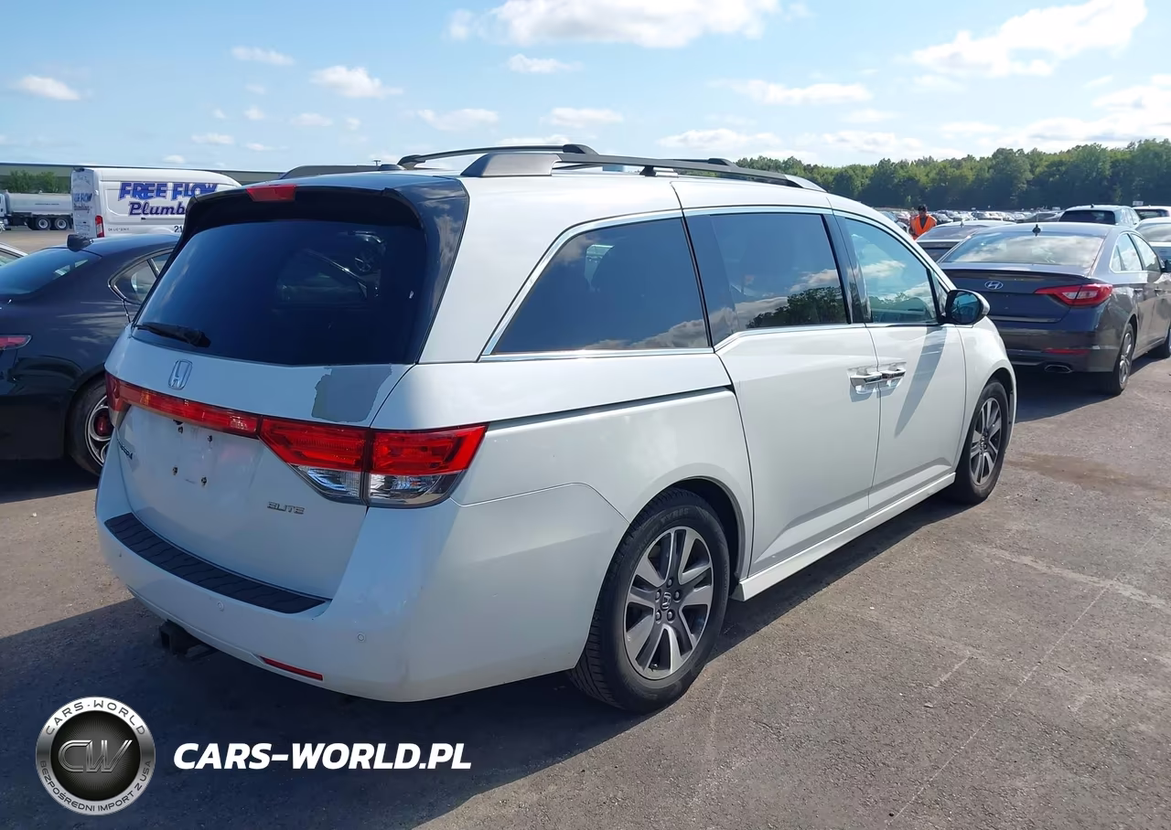 2015 Honda Odyssey Touring-Touring Elite VIN:5FNRL5H99FB032504 - 4