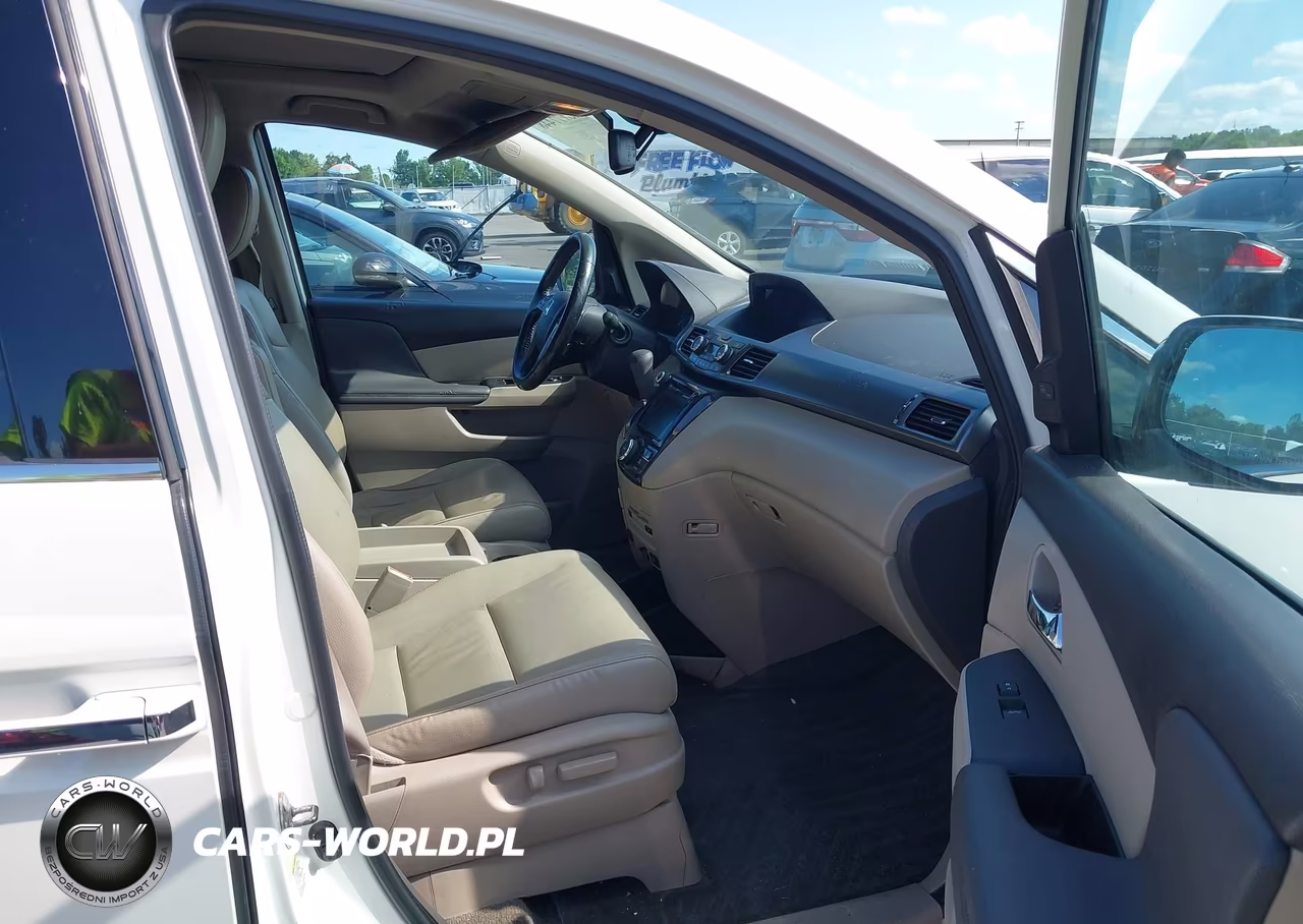2015 Honda Odyssey Touring-Touring Elite VIN:5FNRL5H99FB032504 - 5