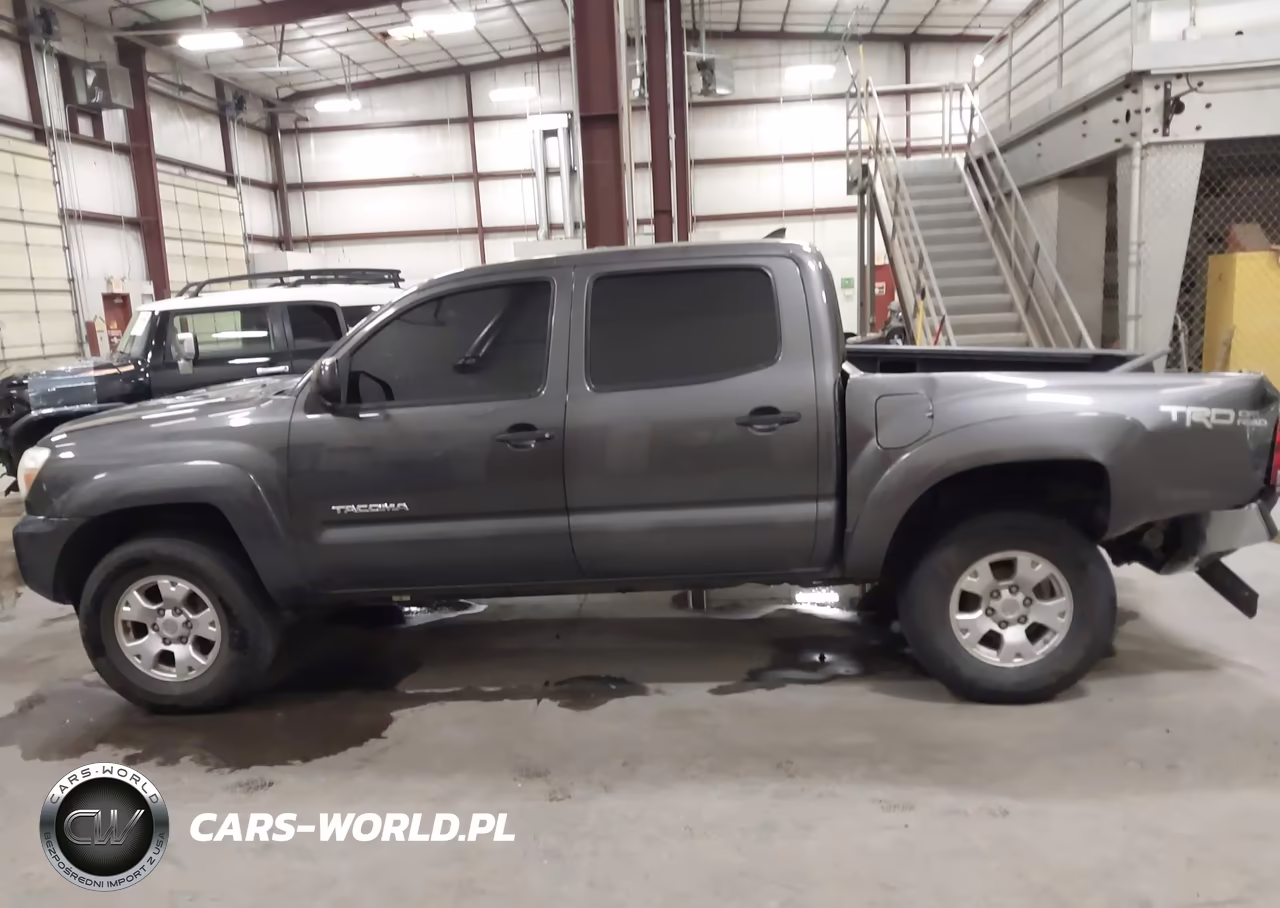 2012 Toyota Tacoma Base V6 VIN:3TMLU4EN2CM085356 - 15