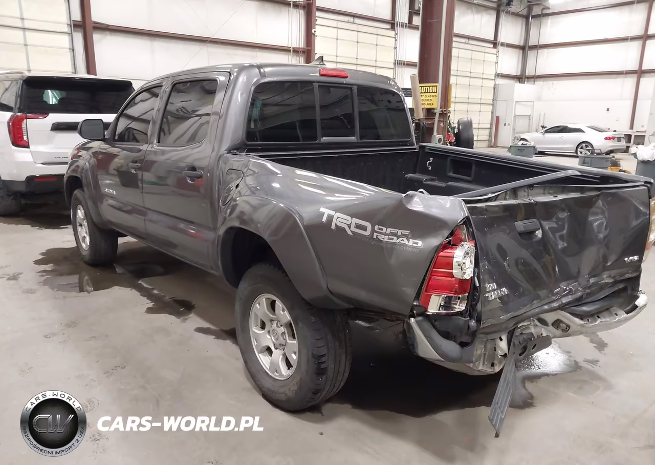 2012 Toyota Tacoma Base V6 VIN:3TMLU4EN2CM085356 - 3