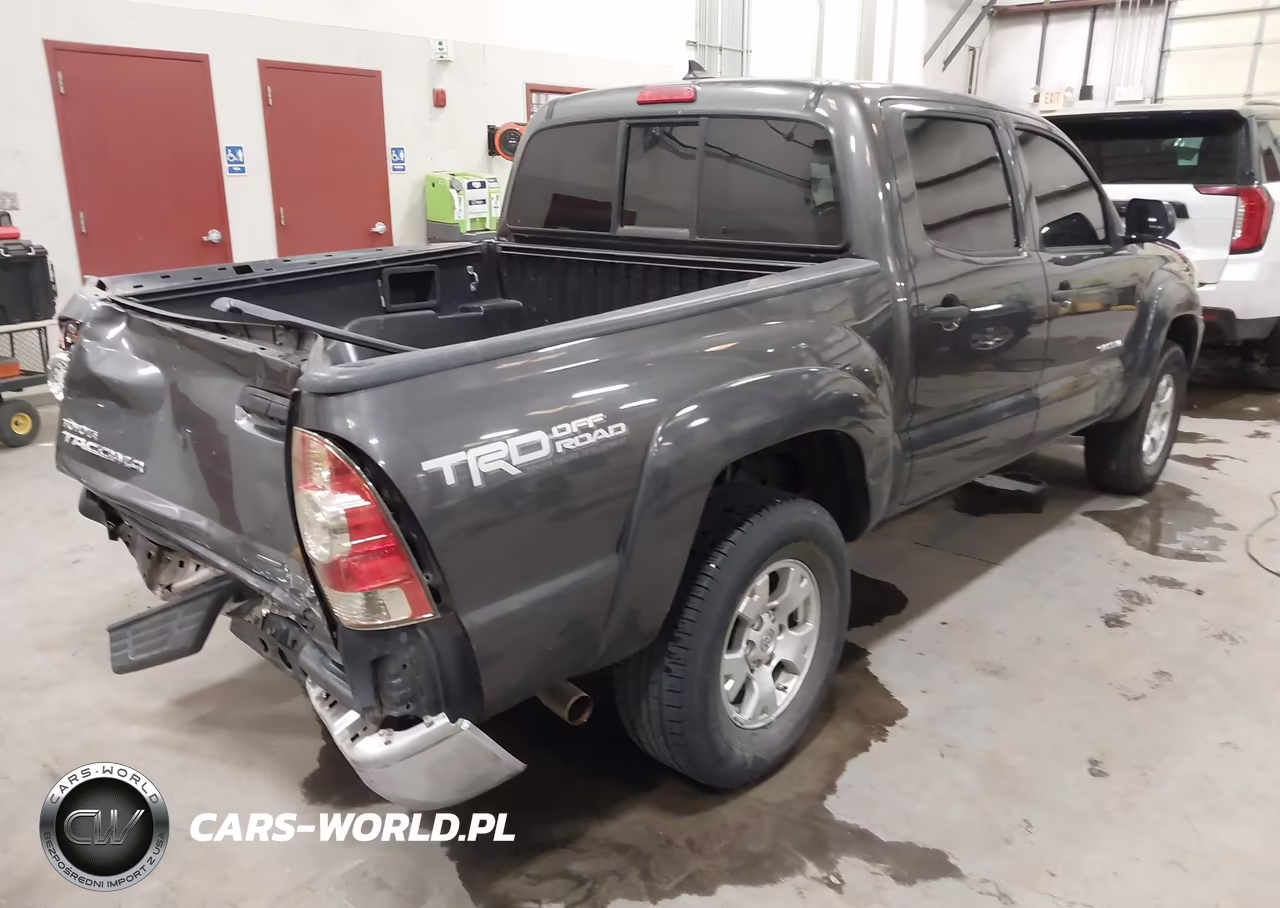 2012 Toyota Tacoma Base V6 VIN:3TMLU4EN2CM085356 - 4