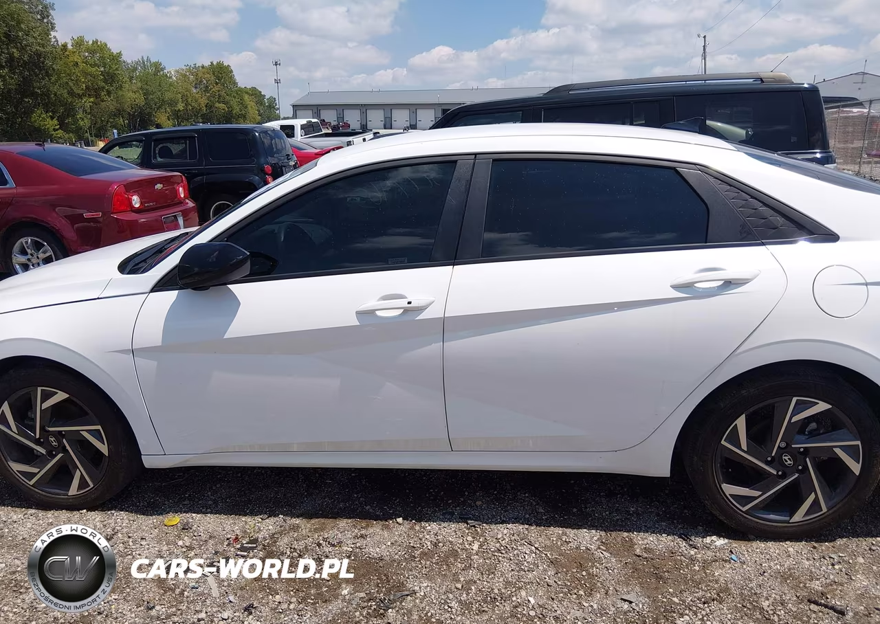 2025 Hyundai Elantra Sel Sport VIN:KMHLM4DG9SU881790 - 14