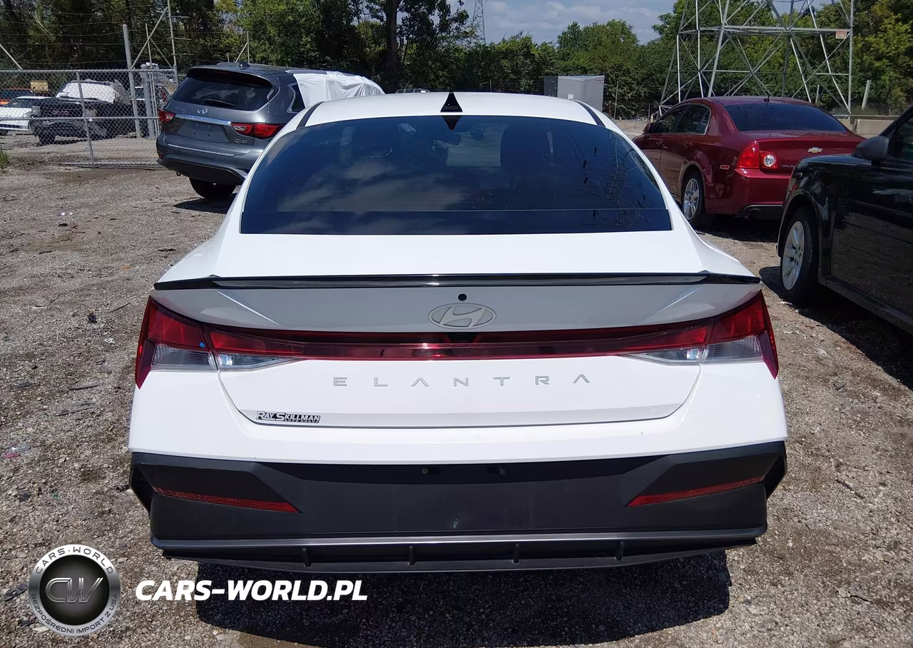 2025 Hyundai Elantra Sel Sport VIN:KMHLM4DG9SU881790 - 16