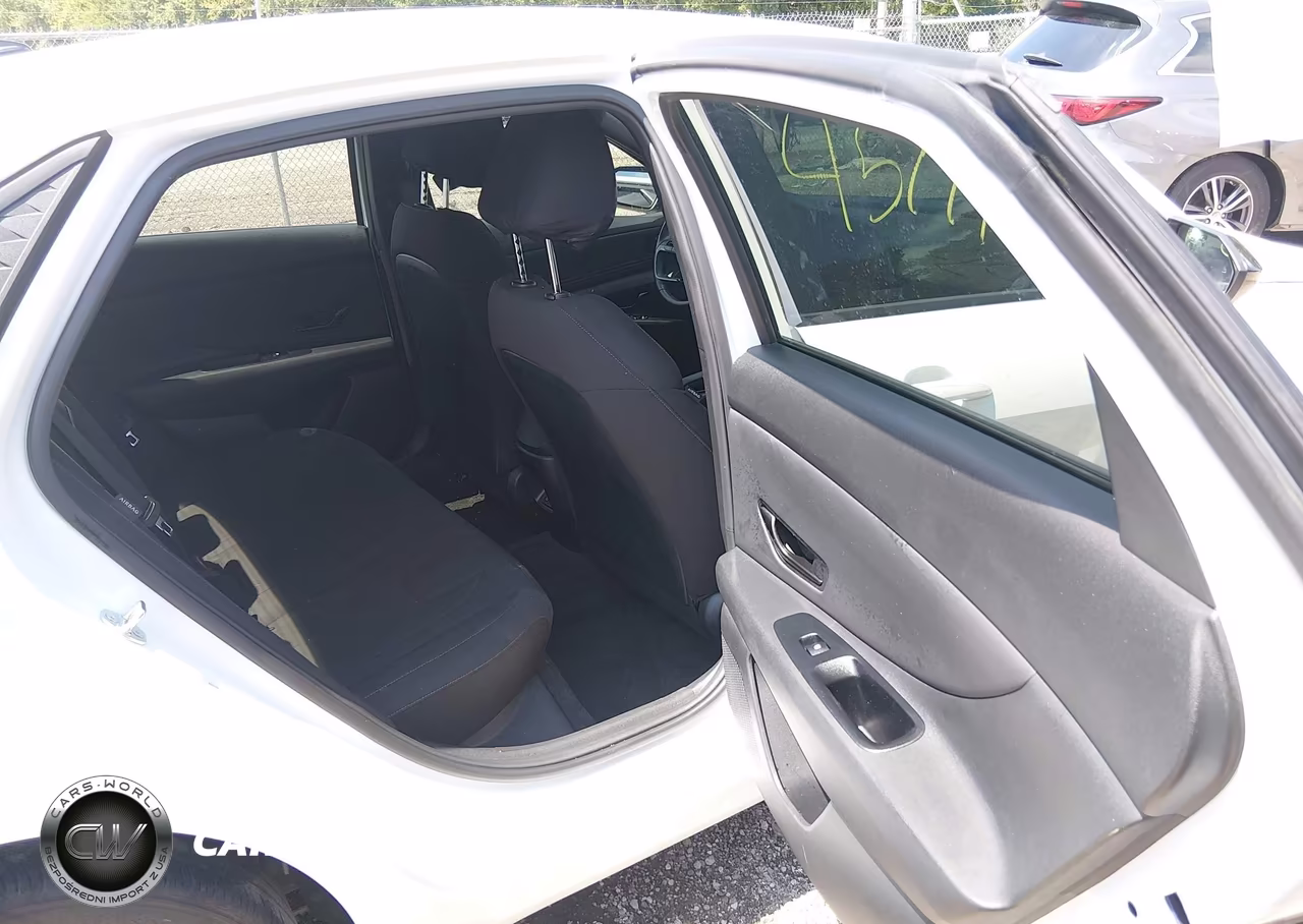 2025 Hyundai Elantra Sel Sport VIN:KMHLM4DG9SU881790 - 8