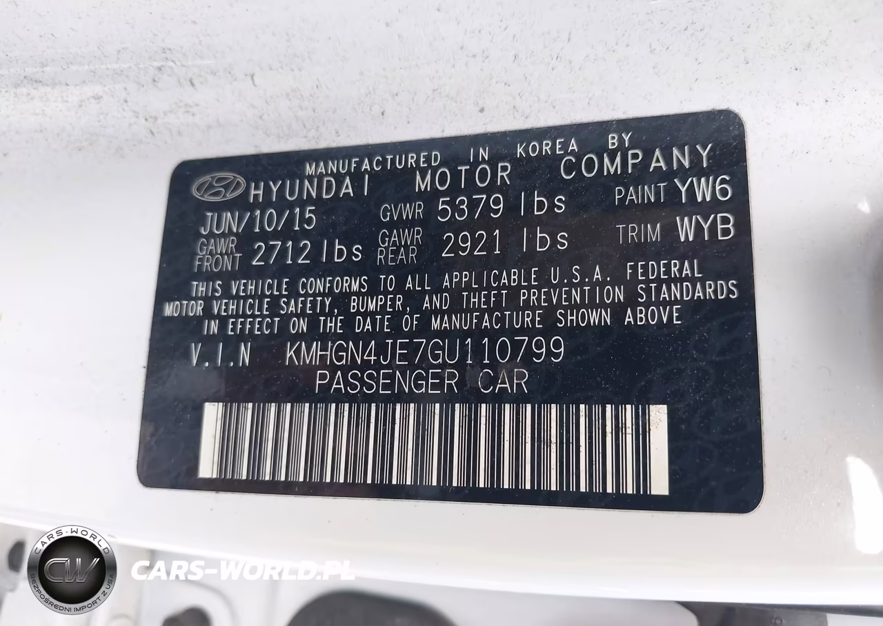 2016 Hyundai Genesis 3.8 VIN:KMHGN4JE7GU110799 - 9