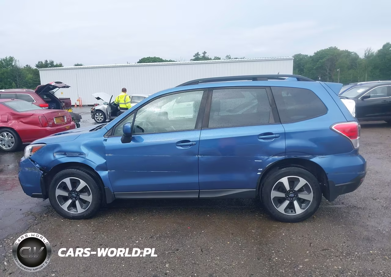 2018 Subaru Forester 2.5I Premium VIN:JF2SJAGC2JH409603 - 14