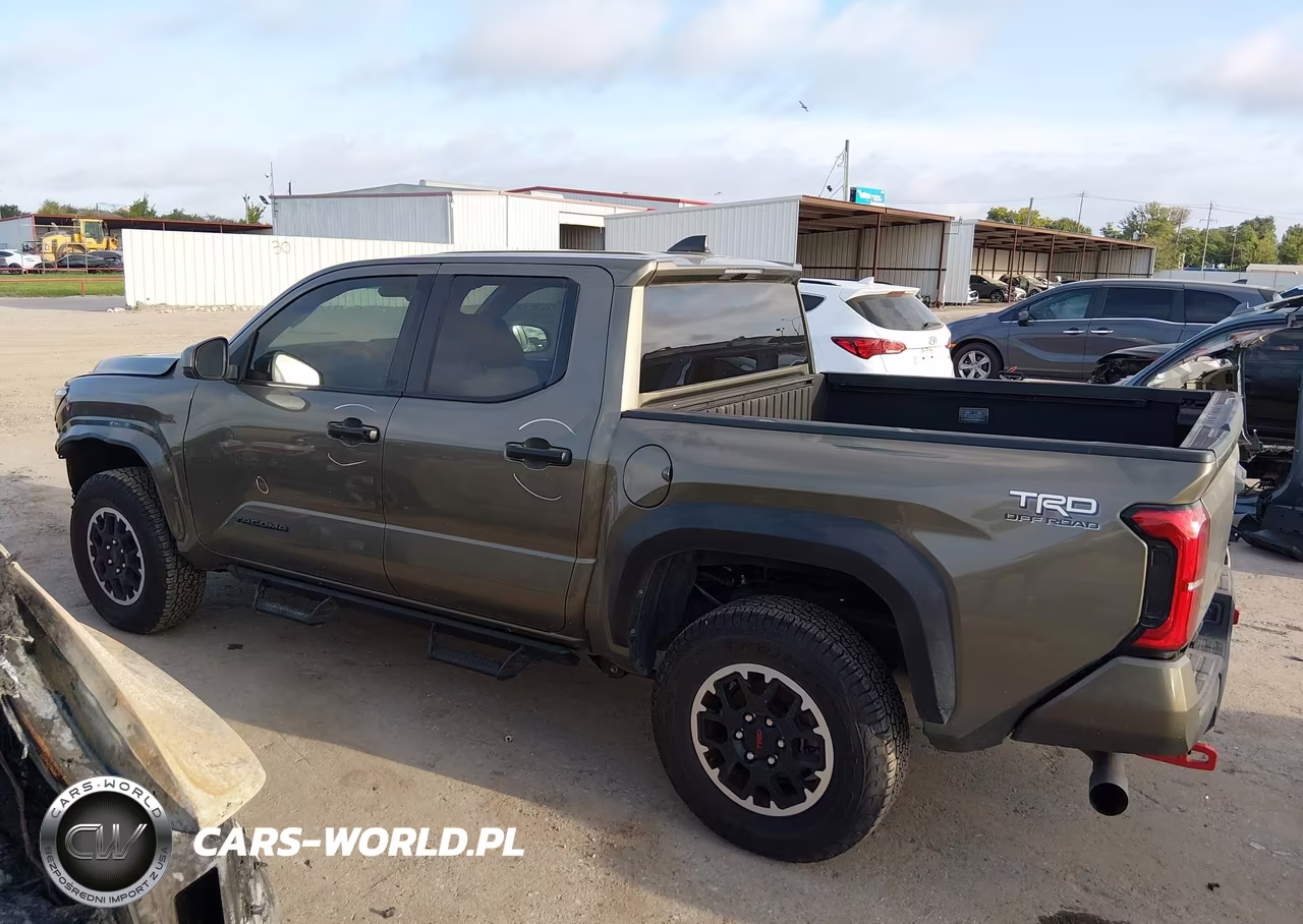 2025 Toyota Tacoma Trd Off Road VIN:3TMLB5JN3SM125346 - 14