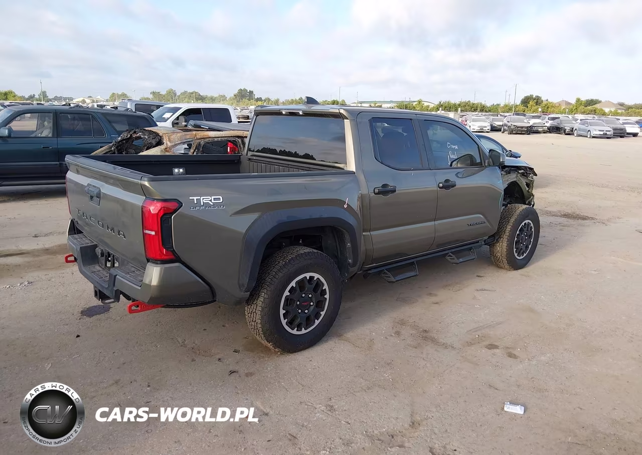 2025 Toyota Tacoma Trd Off Road VIN:3TMLB5JN3SM125346 - 4