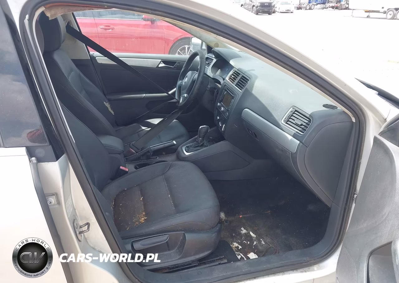 2011 Volkswagen Jetta 2.5L Sel VIN:3VWLX7AJ6BM333857 - 5