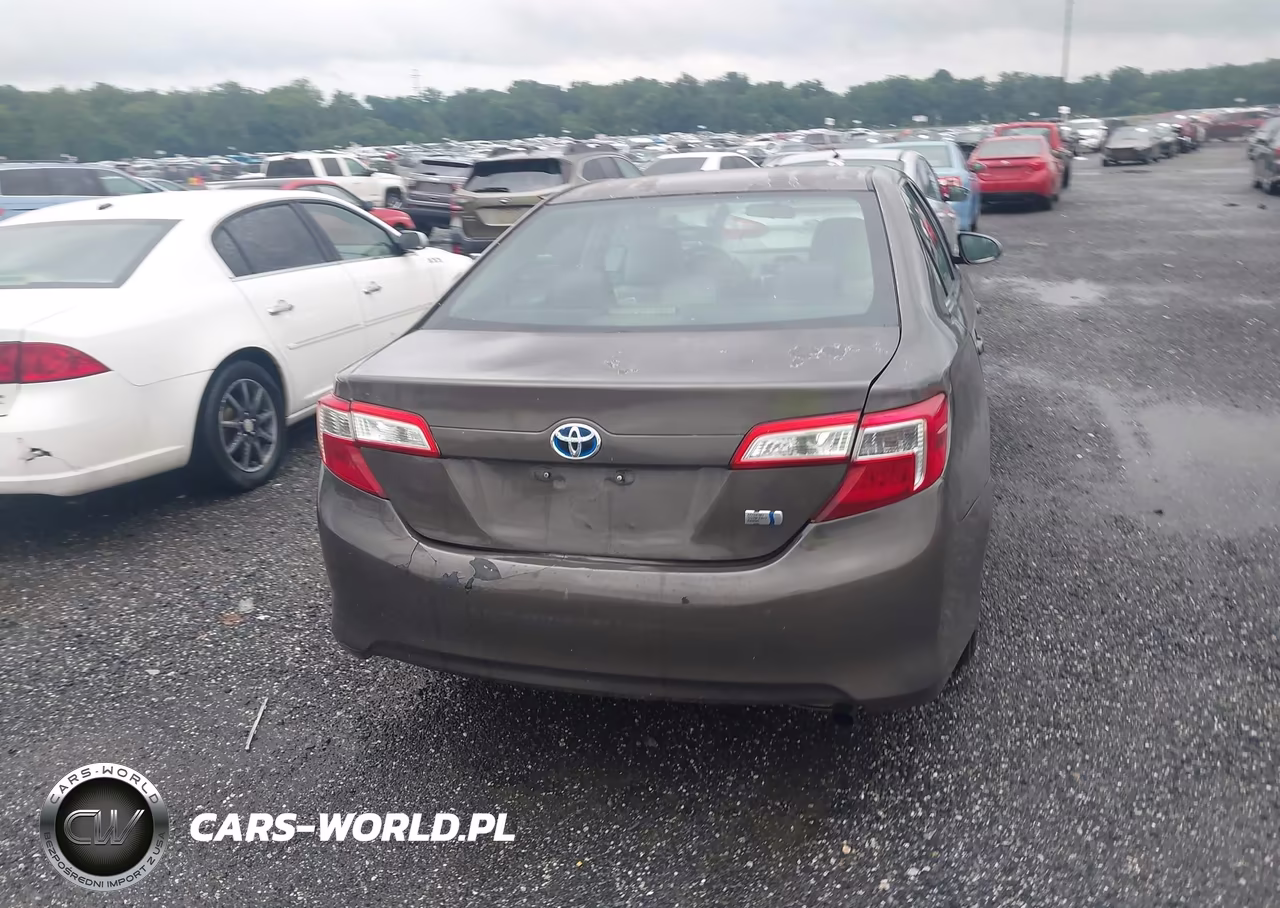 2013 Toyota Camry Hybrid Le VIN:4T1BD1FKXDU085452 - 15