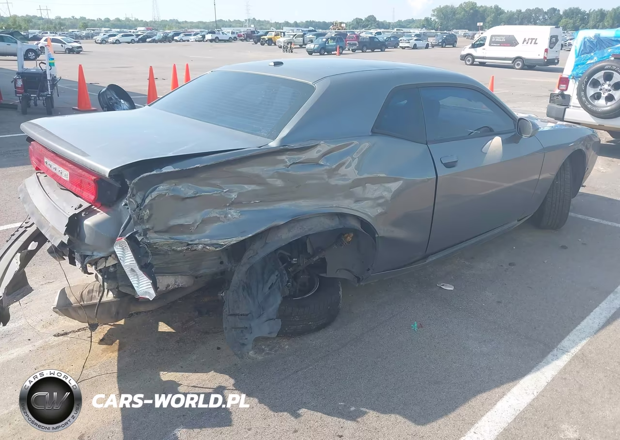 2012 Dodge Challenger Sxt VIN:2C3CDYAG8CH262204 - 4
