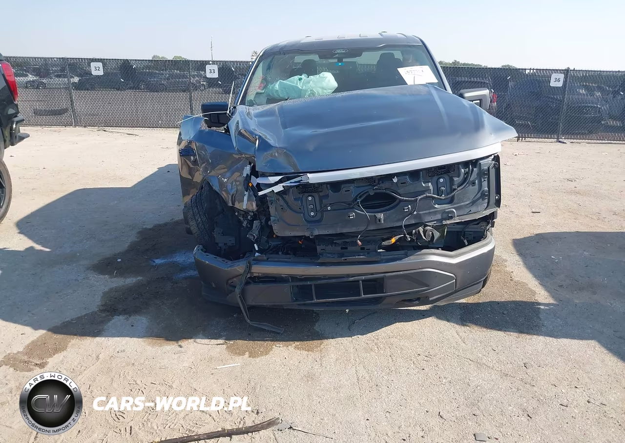2024 Ford F-150 Lightning Xlt VIN:1FTVW3LK0RWG23048 - 6