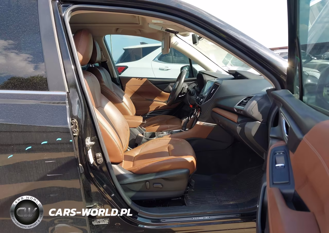 2019 Subaru Forester Touring VIN:JF2SKAWC8KH526327 - 5