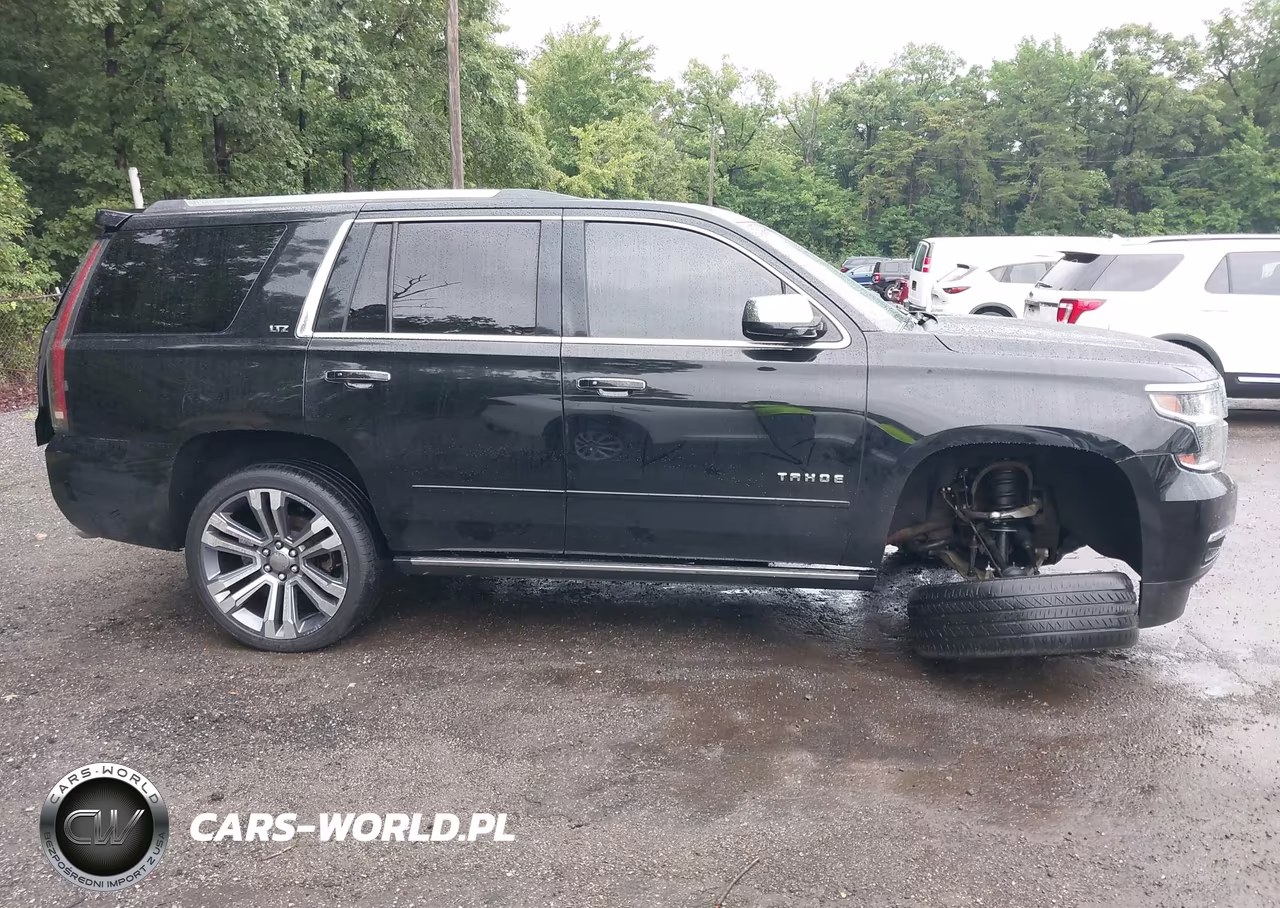 2015 Chevrolet Tahoe Ltz VIN:1GNSKCKC0FR105774 - 13