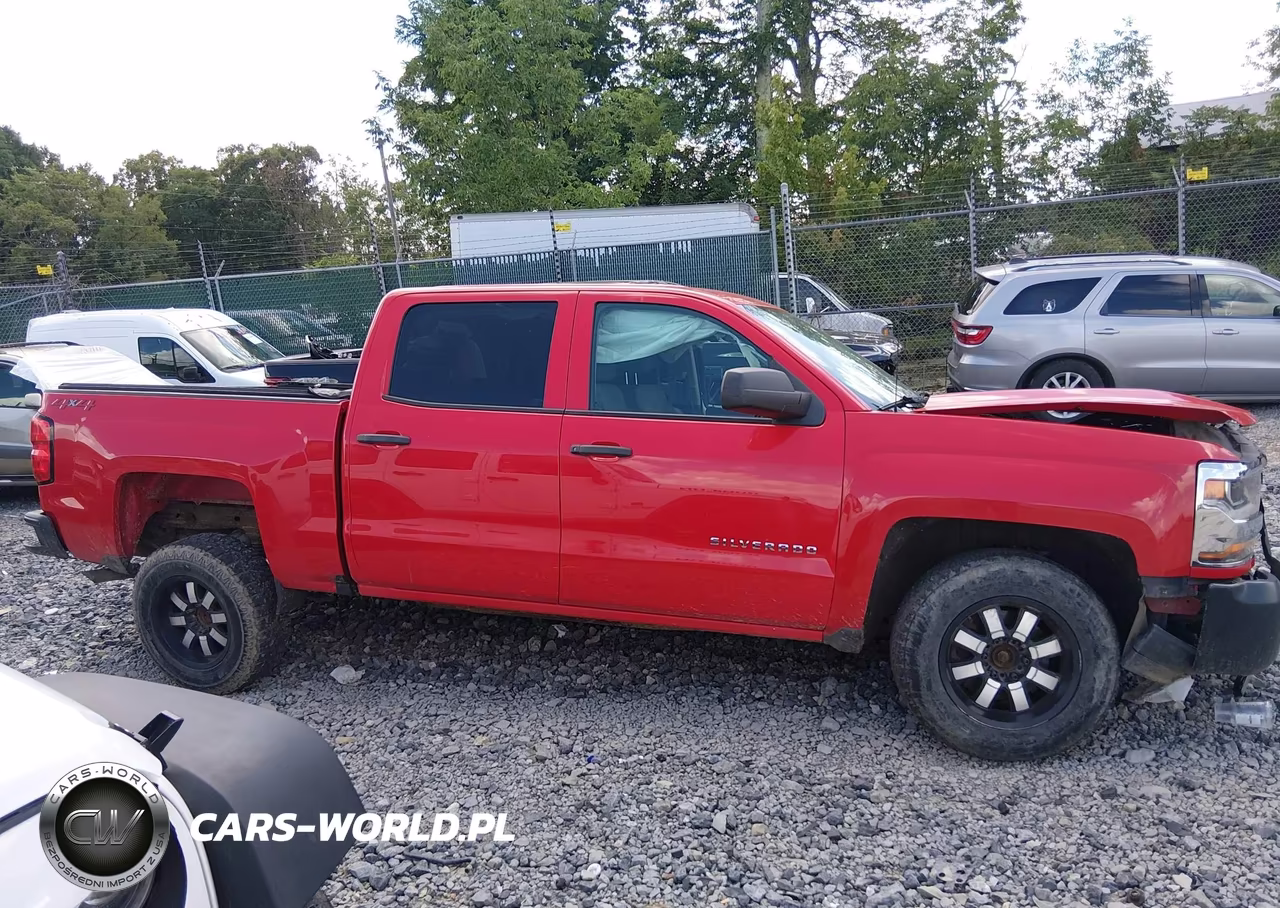 2018 Chevrolet Silverado 1500 Wt VIN:3GCUKNEC5JG618102 - 14