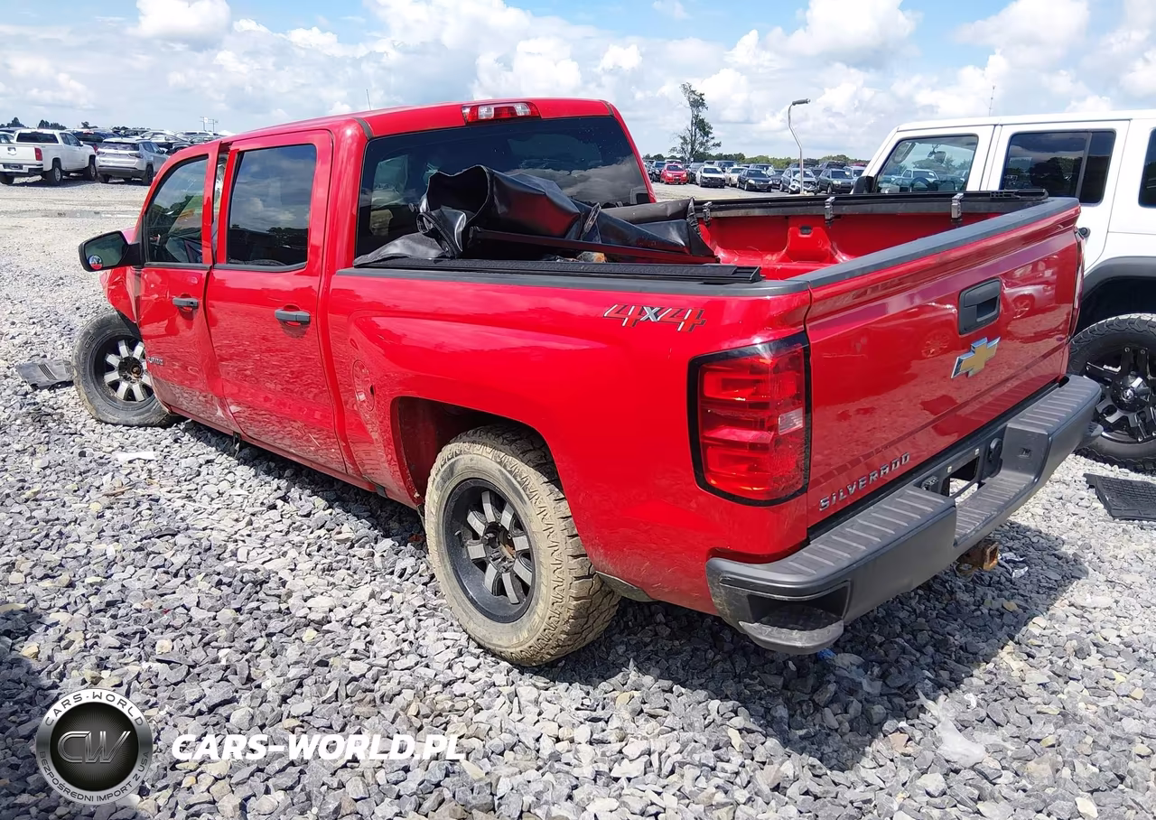 2018 Chevrolet Silverado 1500 Wt VIN:3GCUKNEC5JG618102 - 3
