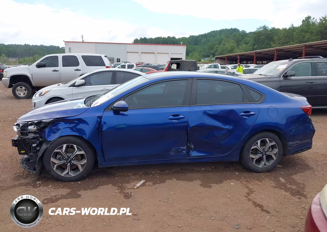 2020 Kia Forte Lxs VIN:3KPF24AD2LE237775 - 15