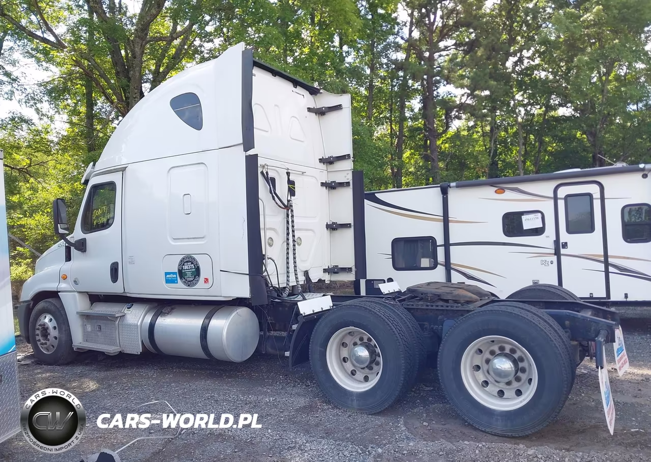 2015 Freightliner Cascadia 125 VIN:3AKJGLBG1FSGB2433 - 14