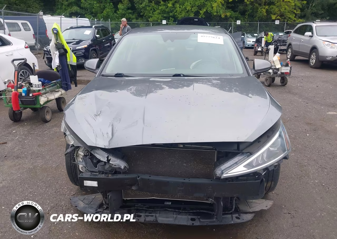 2019 Hyundai Elantra Sel VIN:5NPD84LF9KH421822 - 12