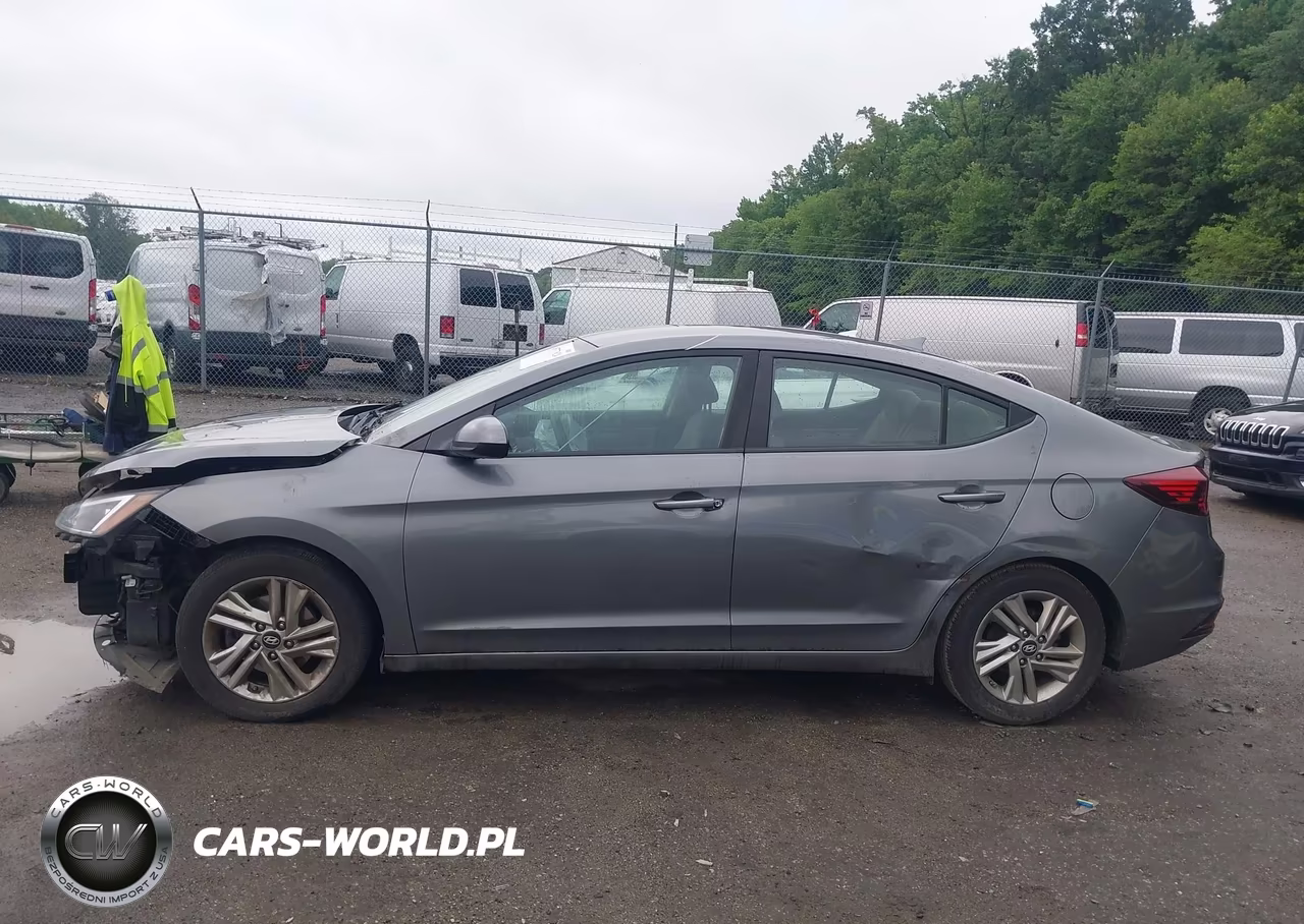 2019 Hyundai Elantra Sel VIN:5NPD84LF9KH421822 - 14