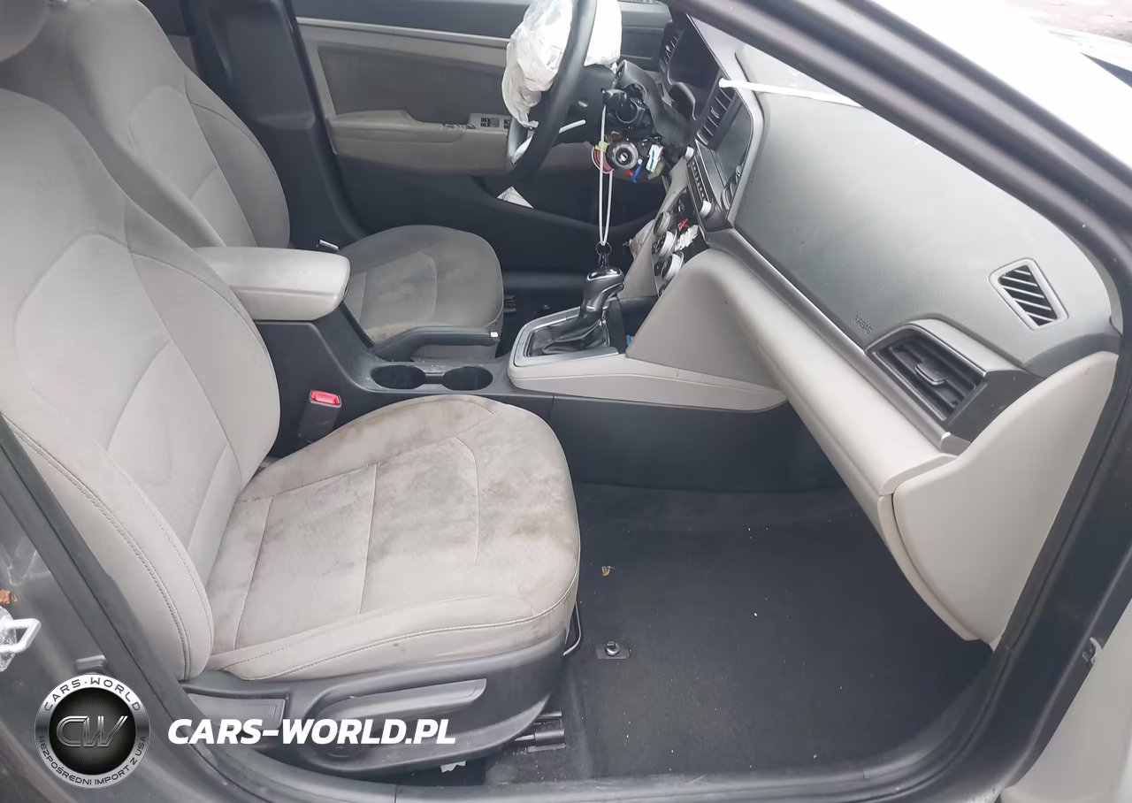 2019 Hyundai Elantra Sel VIN:5NPD84LF9KH421822 - 5