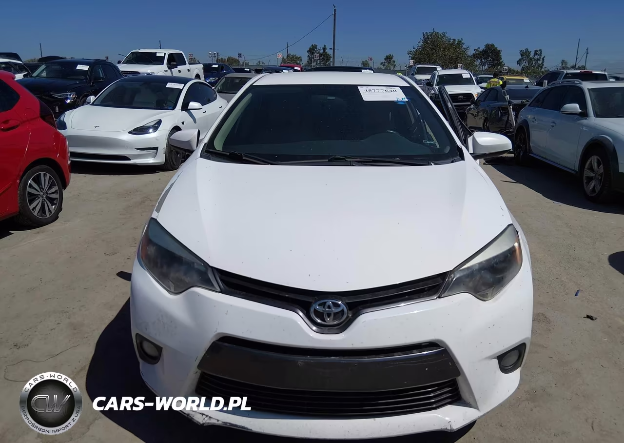 2015 Toyota Corolla Le Plus VIN:5YFBURHE1FP321447 - 12