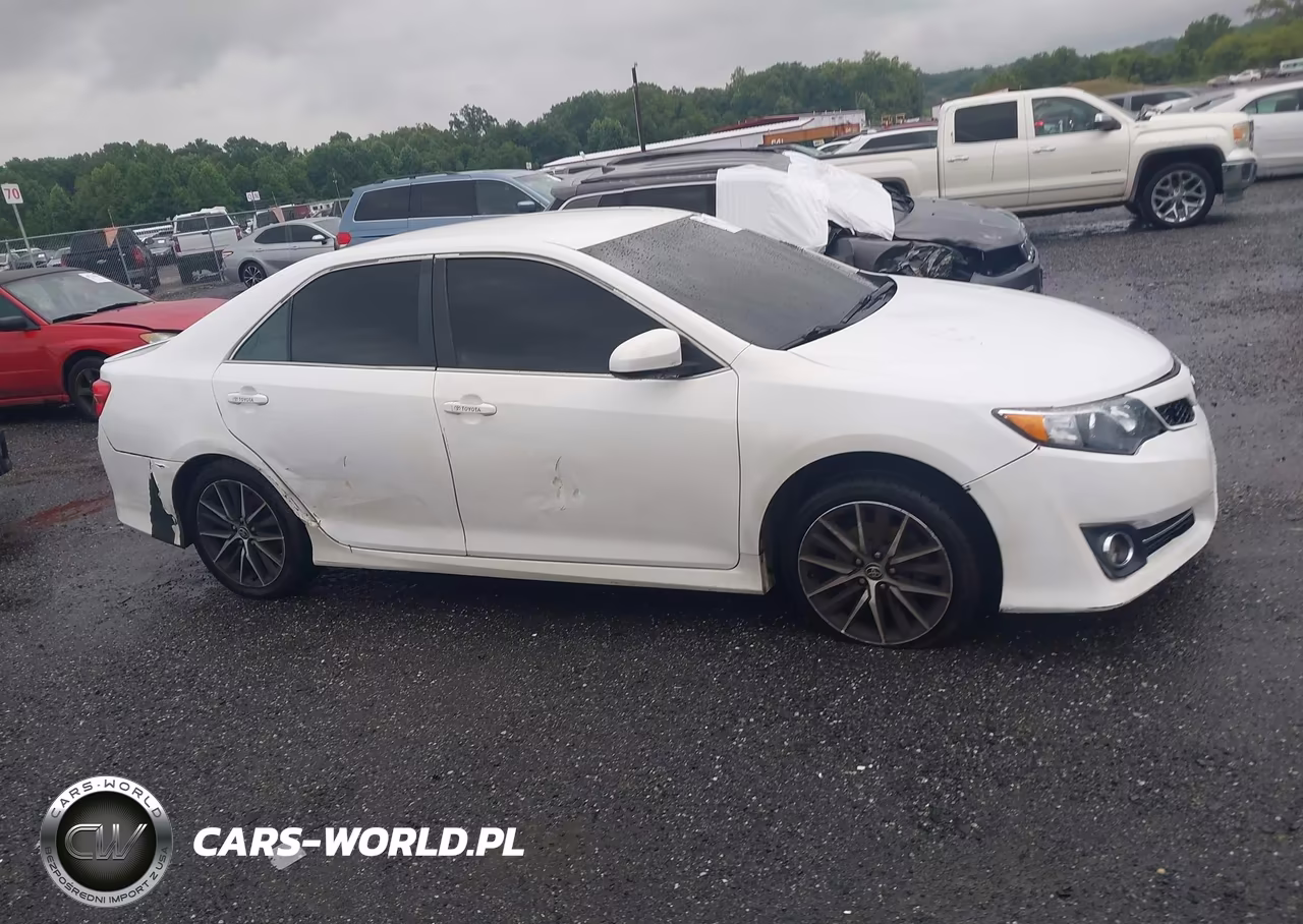 2014 Toyota Camry Se VIN:4T1BF1FK6EU414126 - 13