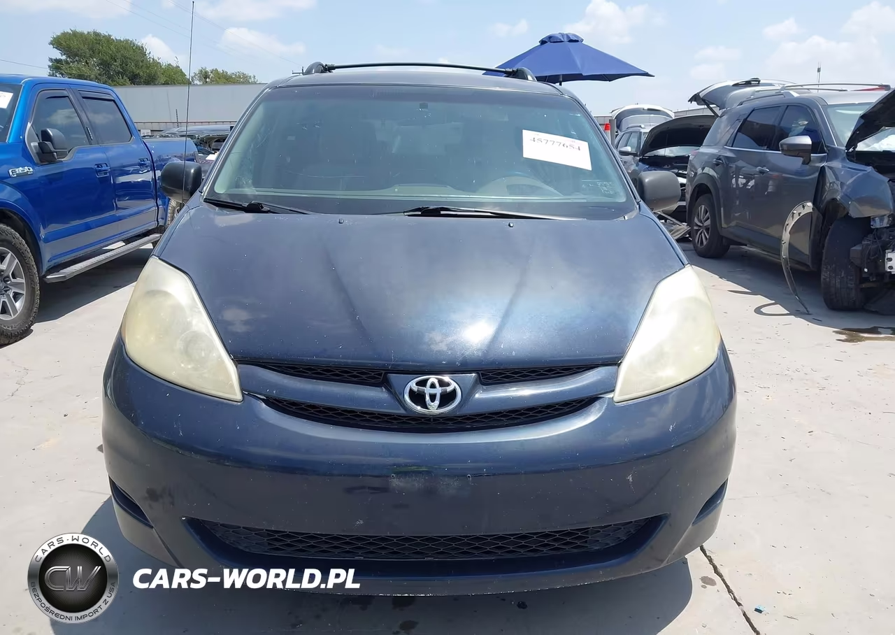 2010 Toyota Sienna Le VIN:5TDKK4CC6AS340302 - 12