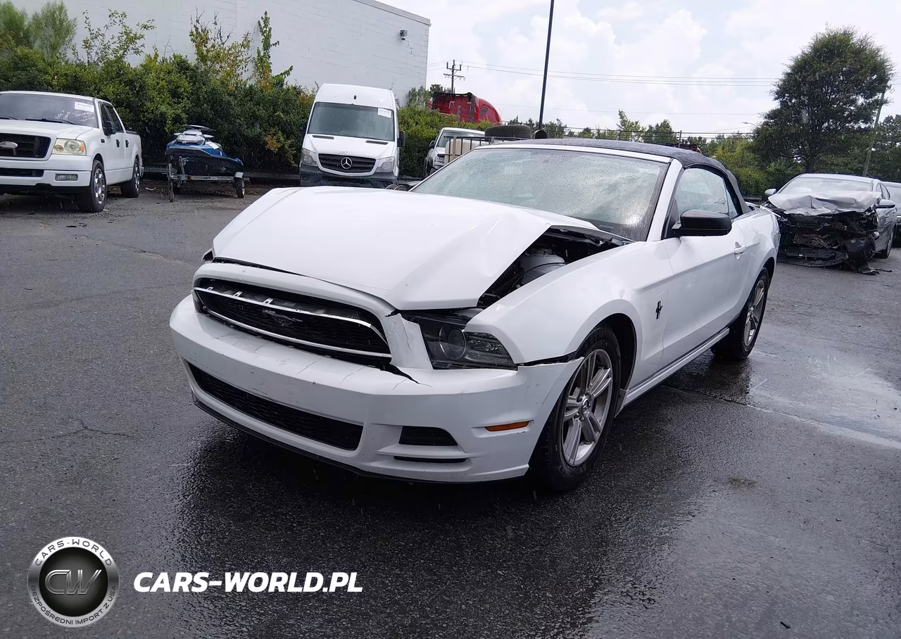 2014 Ford Mustang V6 VIN:1ZVBP8EM5E5293173 - 2