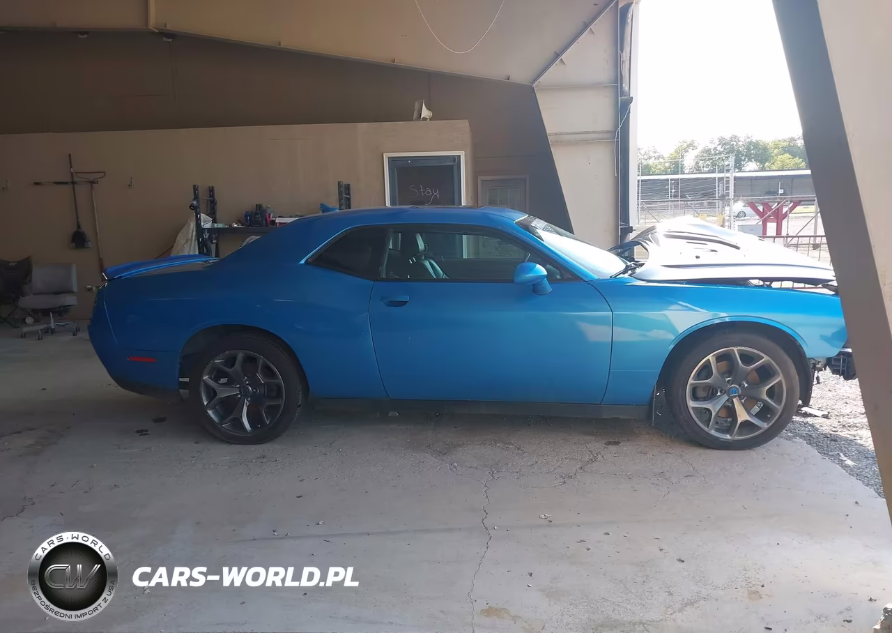 2015 Dodge Challenger Sxt Plus VIN:2C3CDZBGXFH905001 - 13