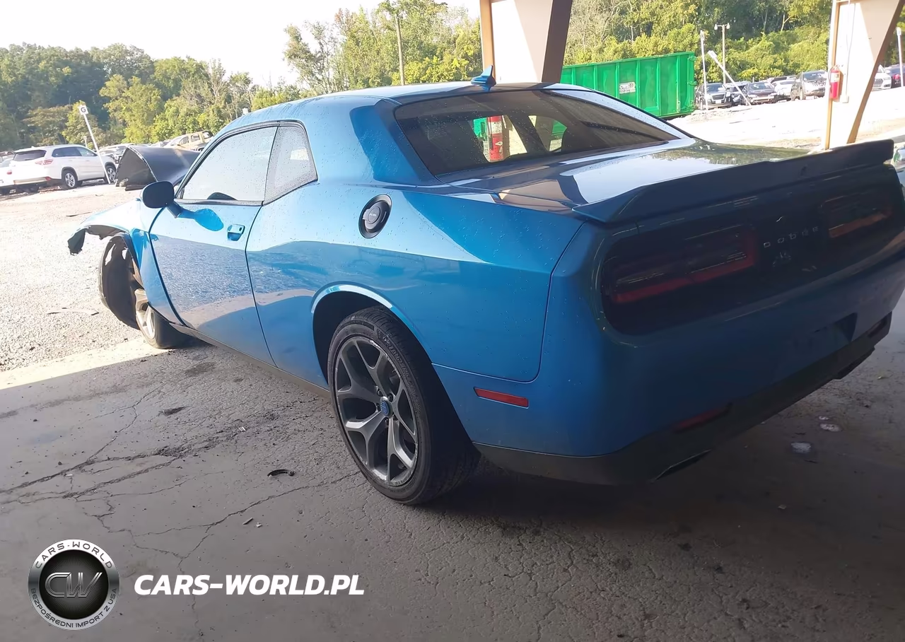 2015 Dodge Challenger Sxt Plus VIN:2C3CDZBGXFH905001 - 3