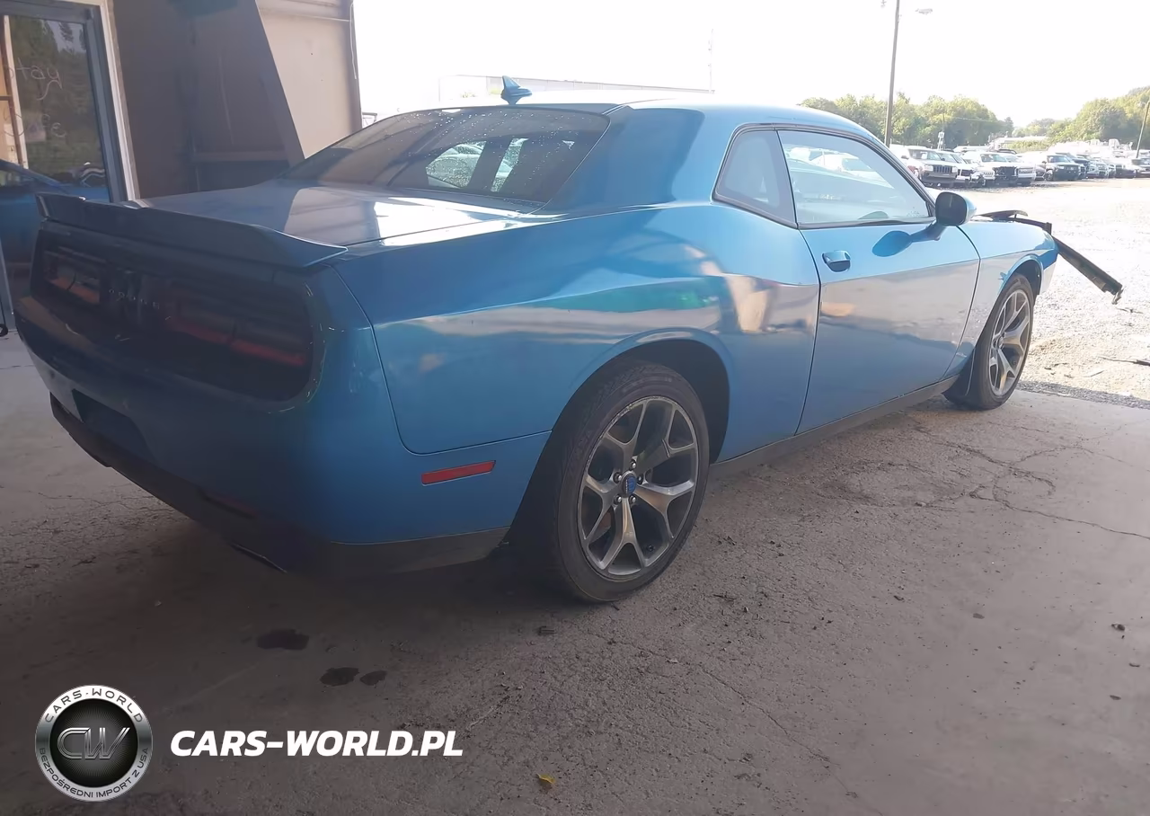 2015 Dodge Challenger Sxt Plus VIN:2C3CDZBGXFH905001 - 4