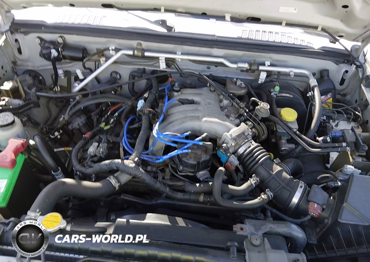 2004 Nissan Xterra Xe VIN:5N1ED28TX4C608838 - 10