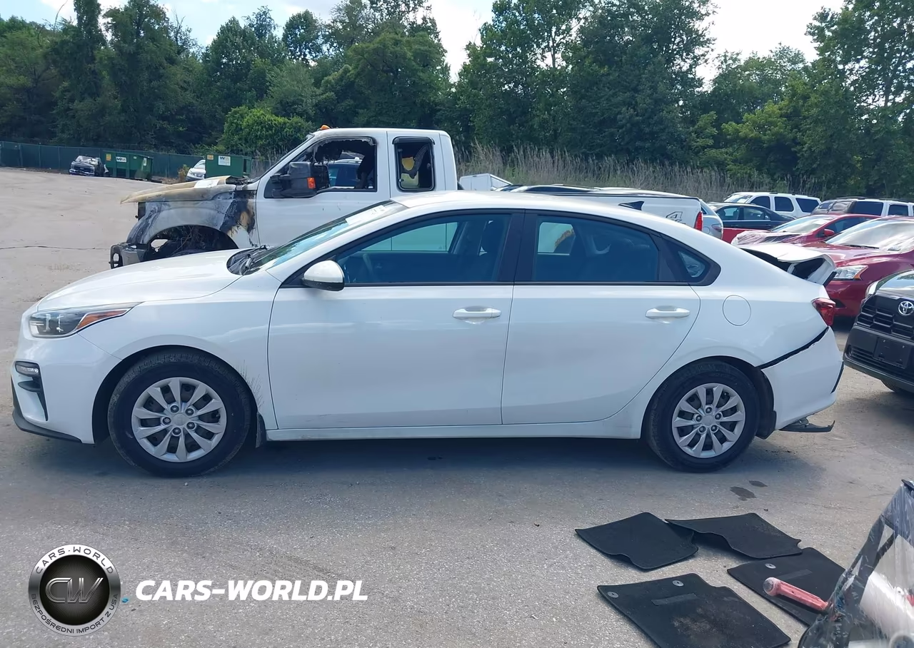 2020 Kia Forte Fe VIN:3KPF24AD4LE258059 - 15