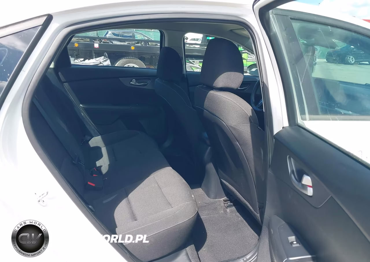 2020 Kia Forte Fe VIN:3KPF24AD4LE258059 - 8
