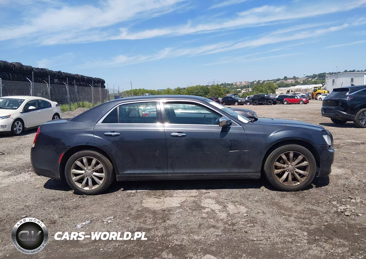 2019 Chrysler 300 Limited Awd VIN:2C3CCAKG7KH687291 - 13