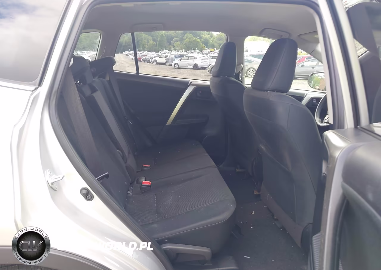 2015 Toyota Rav4 Le VIN:JTMZFREV9FJ059534 - 8