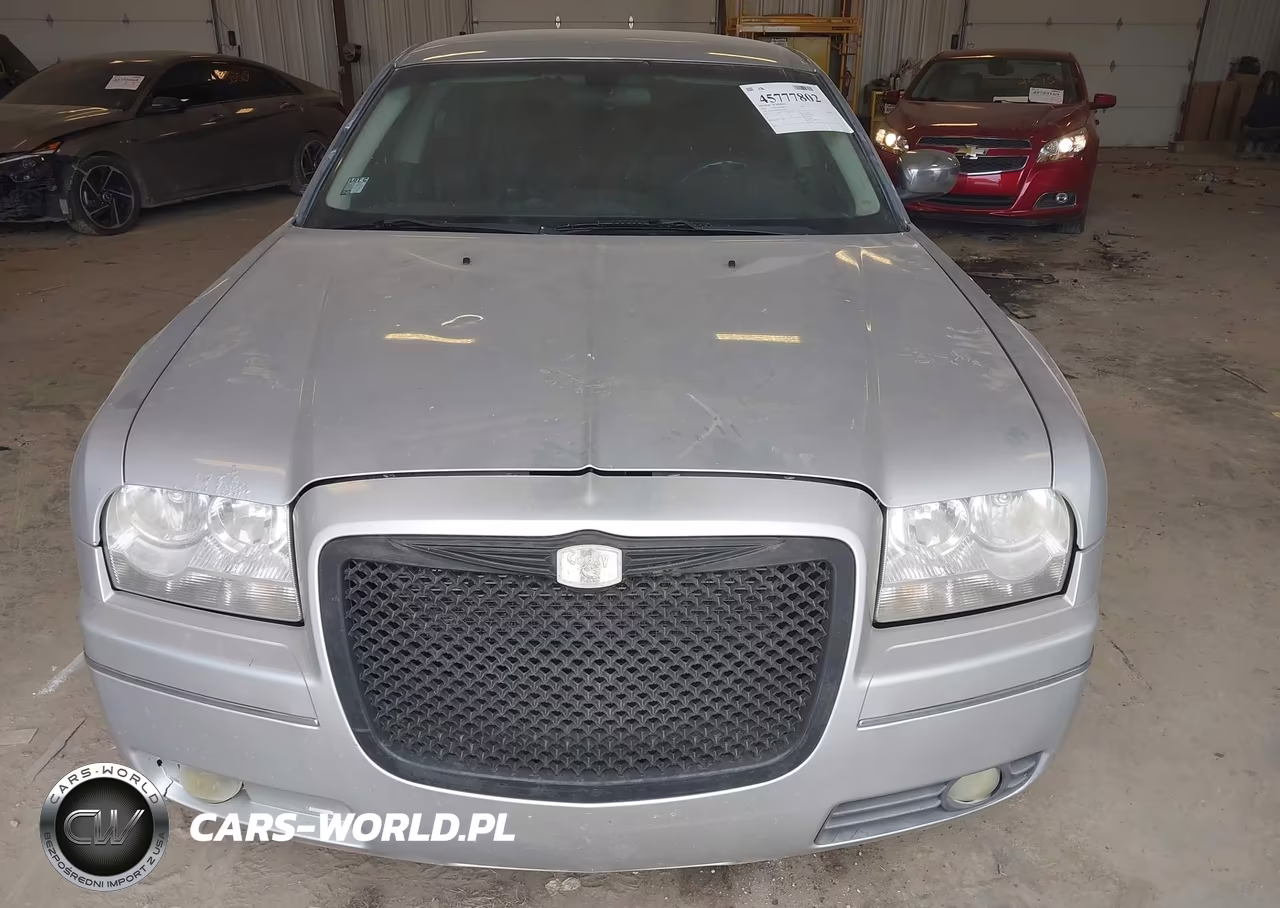 2010 Chrysler 300 Touring VIN:2C3CA5CV8AH233382 - 6