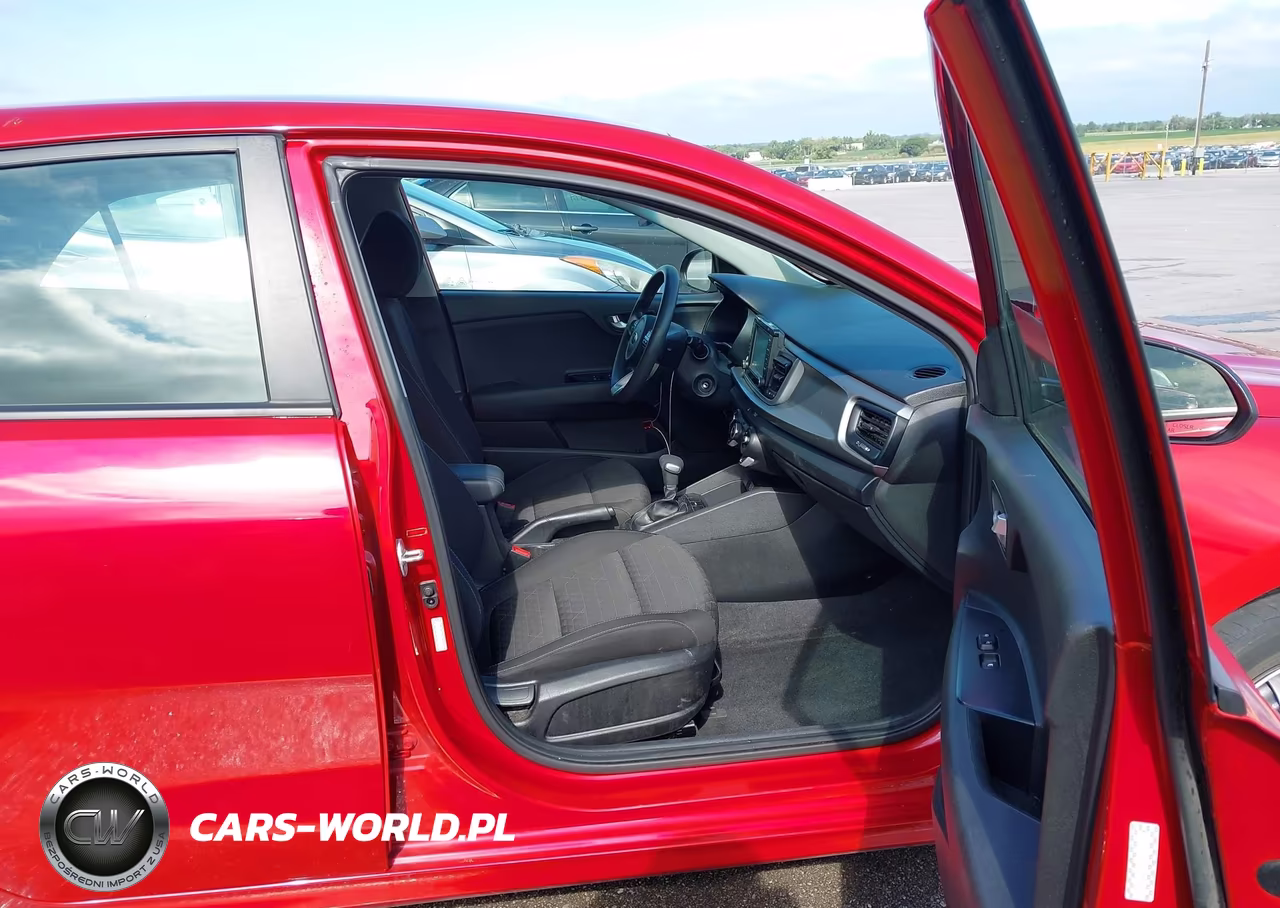 2020 Kia Rio 5-Door S VIN:3KPA25AD5LE274657 - 5