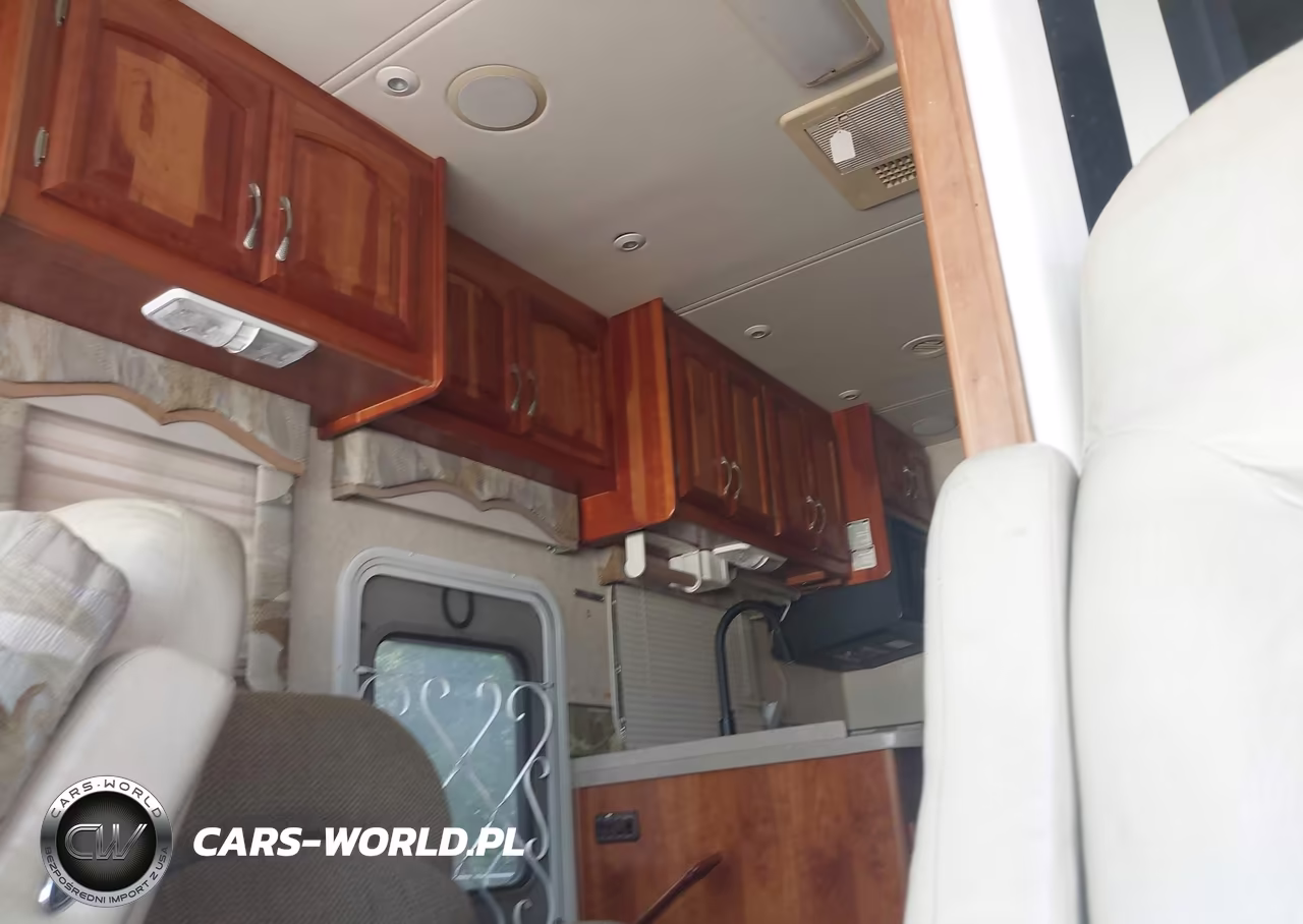 2005 Workhorse Custom Chassis Motorhome Chassis W24 VIN:5B4MPA7G053398022 - 8