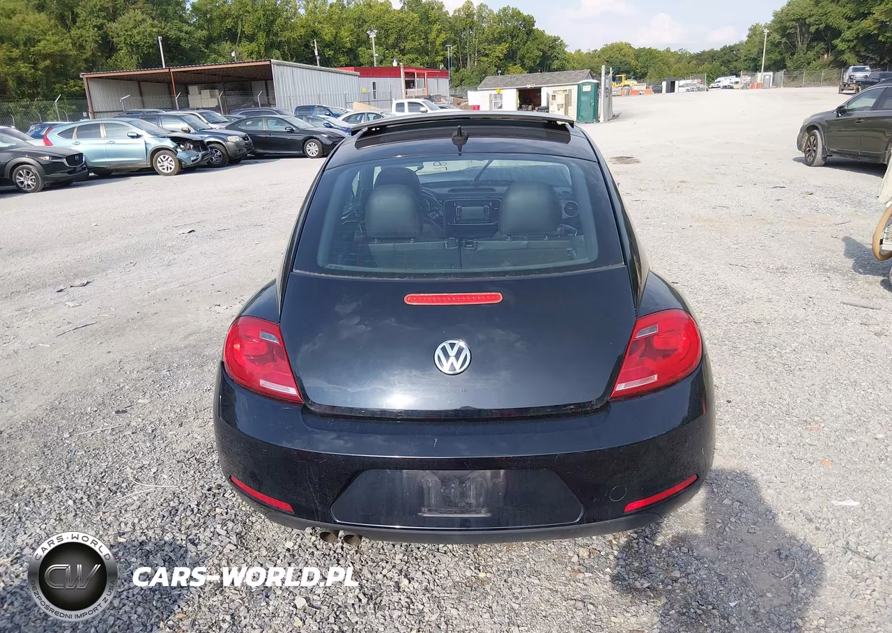 2013 Volkswagen Beetle 2.5L Fender Edition VIN:3VWJX7AT4DM648734 - 15
