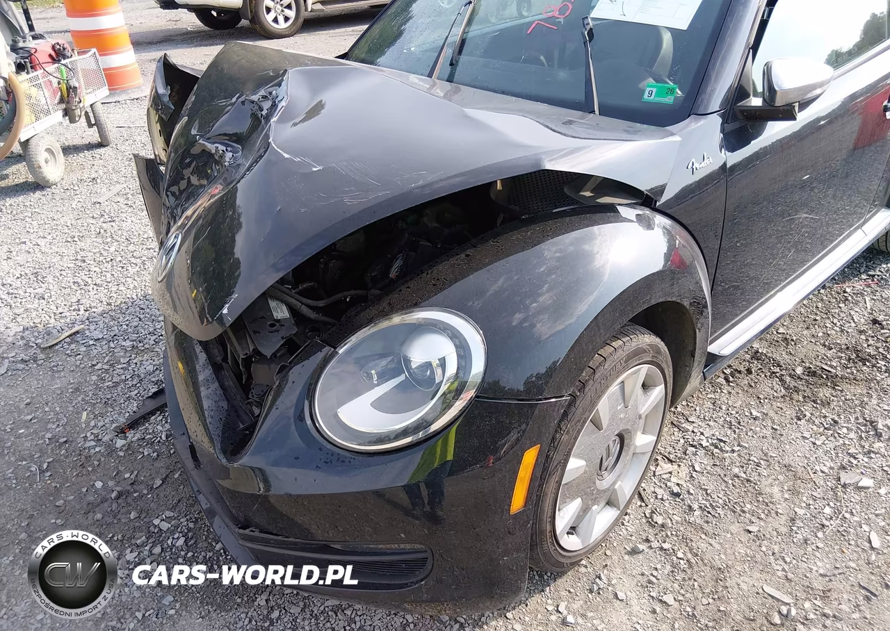 2013 Volkswagen Beetle 2.5L Fender Edition VIN:3VWJX7AT4DM648734 - 16