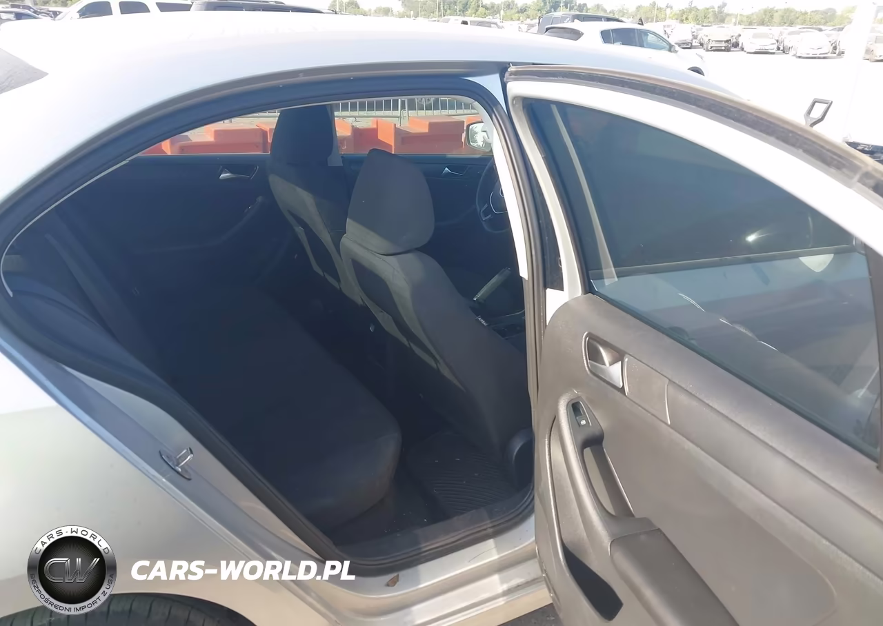 2015 Volkswagen Jetta 2.0L S VIN:3VW2K7AJ9FM357702 - 8