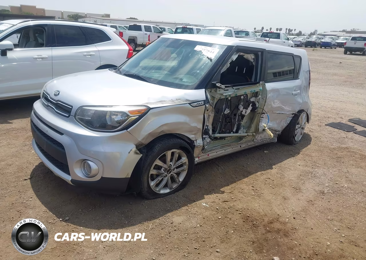 2018 Kia Soul + VIN:KNDJP3A56J7549786 - 2