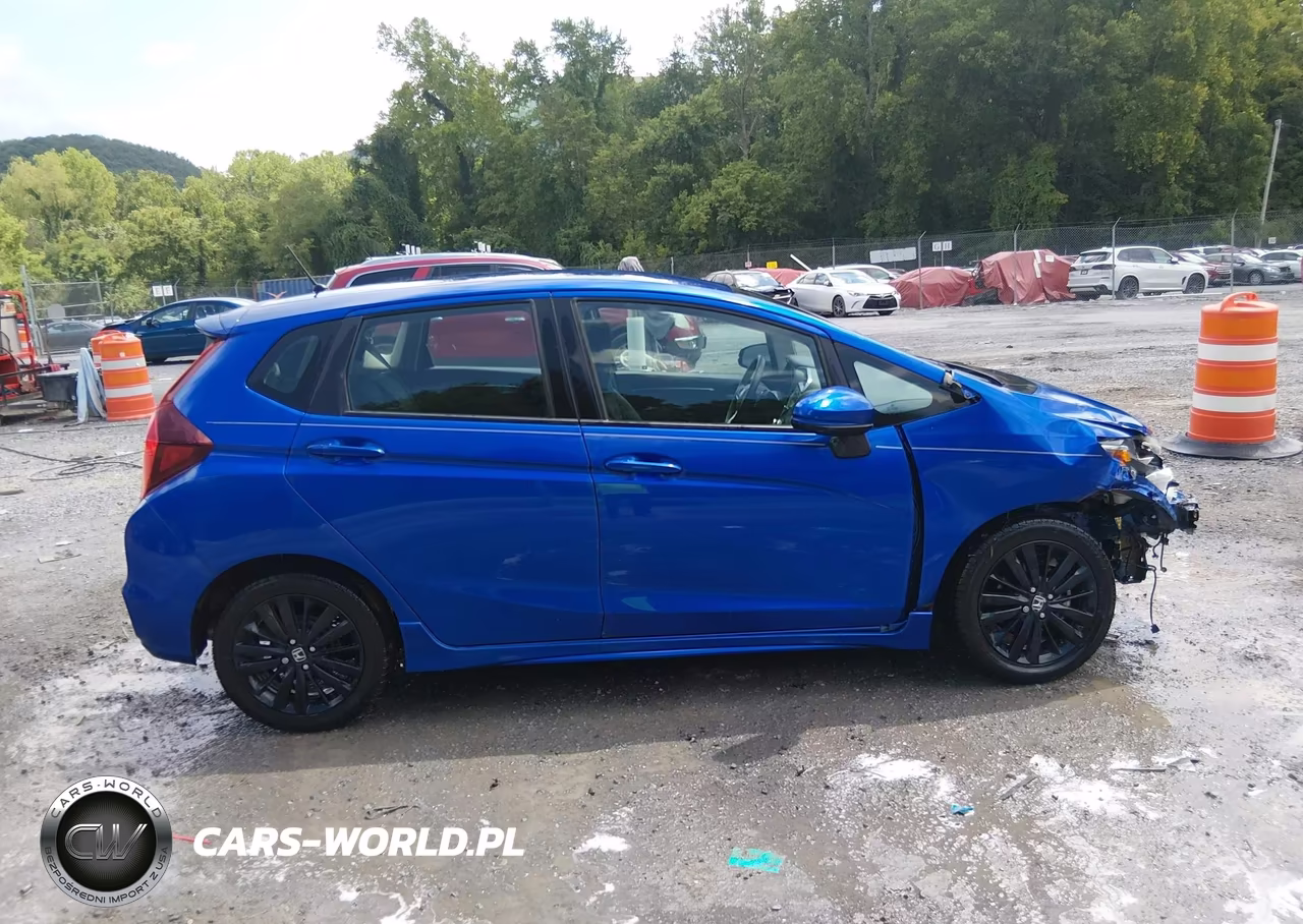 2018 Honda Fit Sport VIN:3HGGK5H6XJM722638 - 14