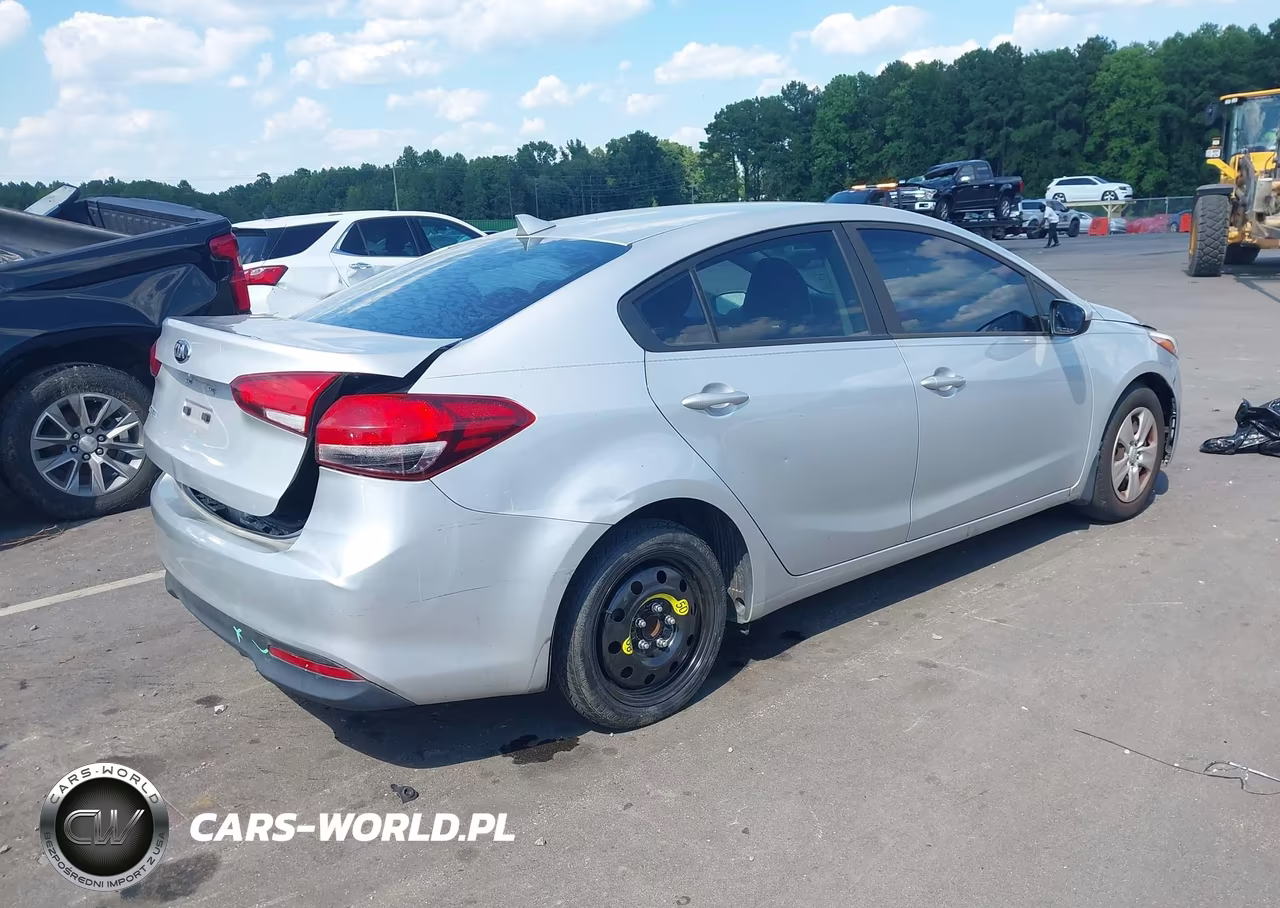 2017 Kia Forte Lx VIN:3KPFK4A73HE085474 - 4