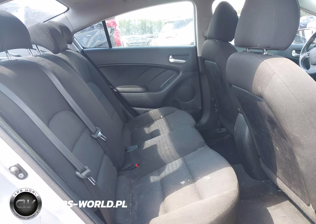 2017 Kia Forte Lx VIN:3KPFK4A73HE085474 - 8