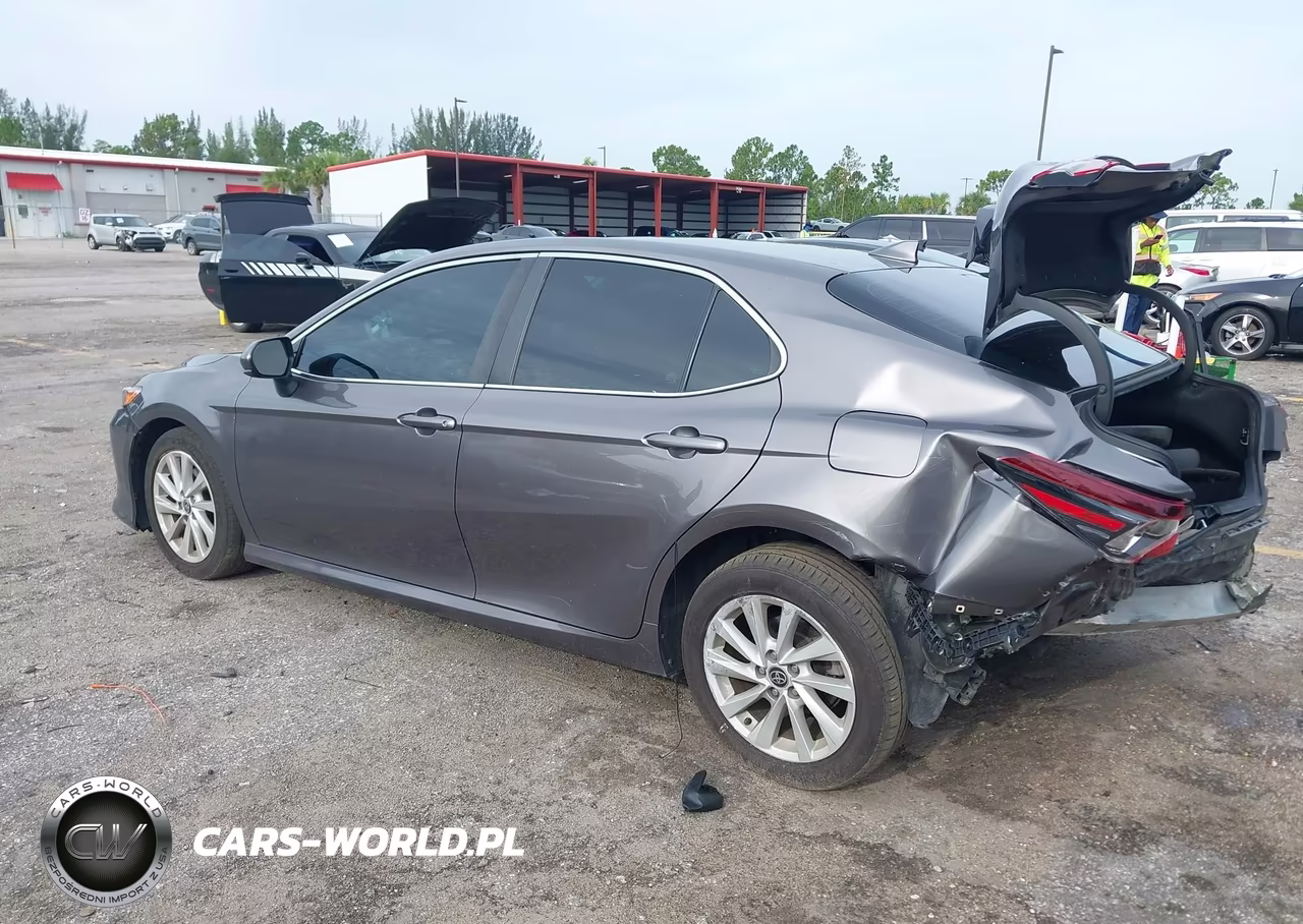 2022 Toyota Camry Le VIN:4T1C11AK6NU675704 - 3