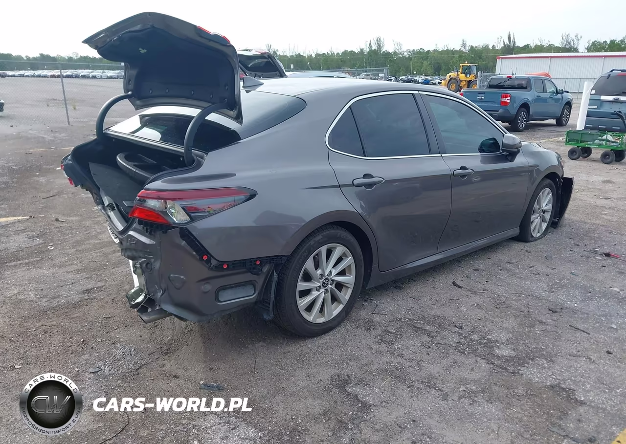 2022 Toyota Camry Le VIN:4T1C11AK6NU675704 - 4